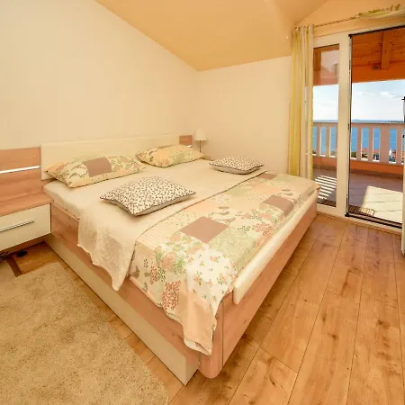 Holiday Vila Patria Razanj