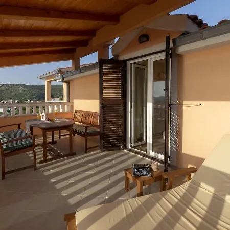 Holiday Vila Patria * Razanj